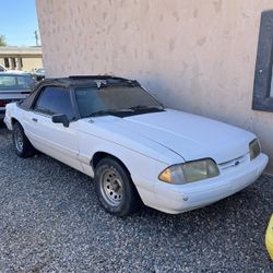 1991 Ford Mustang