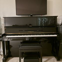 Yamaha Upright Piano