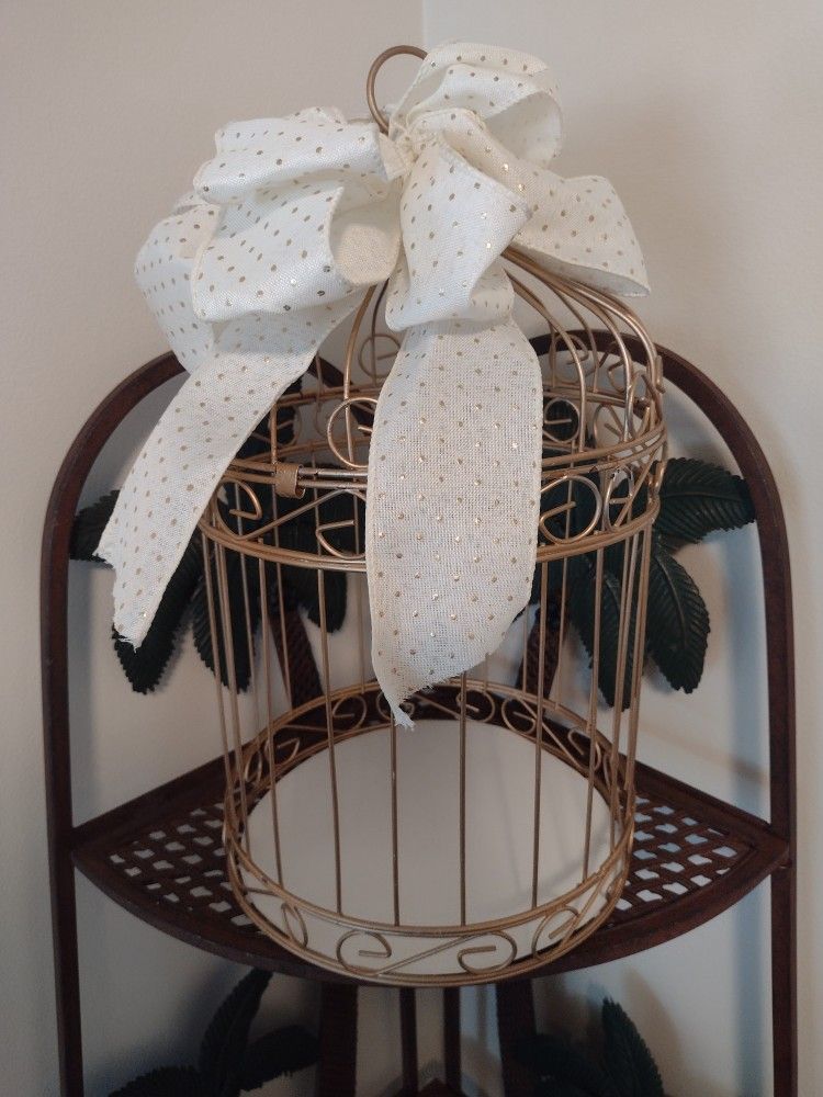 Event Gift Card Cage