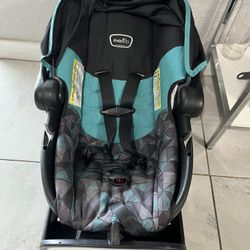 Evenflo Baby Car seat 