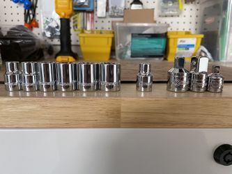 Kobalt 10 Pc 3/8 Drive Set..