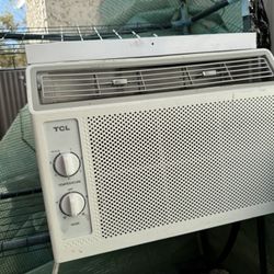 Air Conditioner TCL 5,000 BTU Window AC, Mechanical, 115V, R32