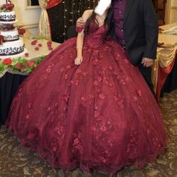 Quince dress!! Burgundy Color size 00