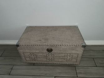 Toy box storage