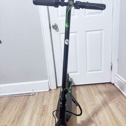 isinwheel S9 Pro Electric Scooter – Needs Front Wheel Repair – As-Is