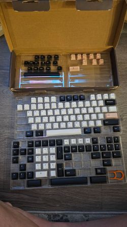 Black white, and yellow minimal keycap set
