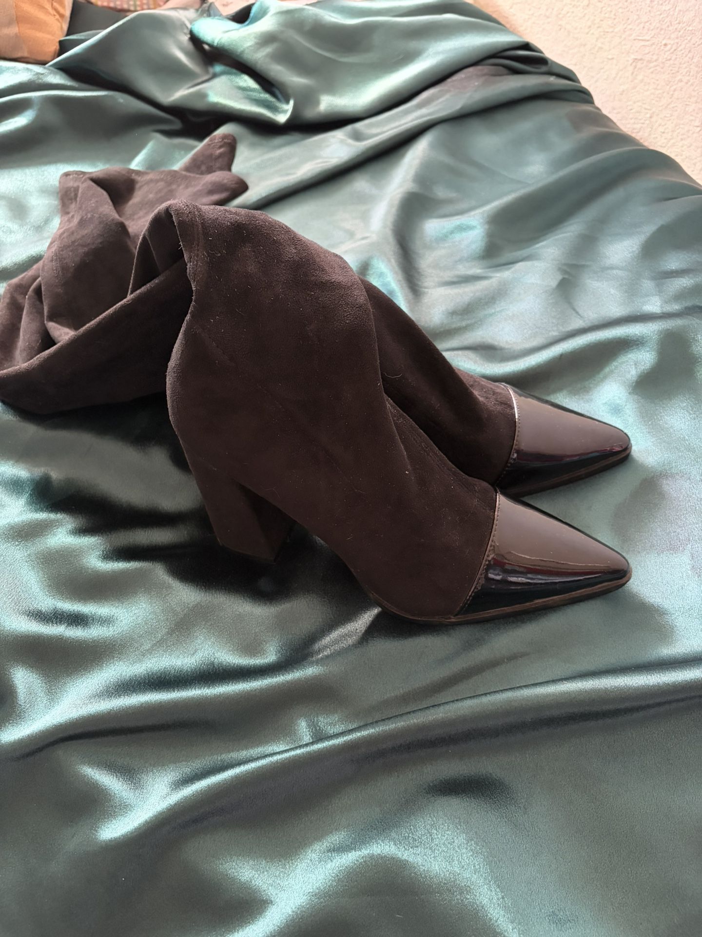 Pretty Little Thing Black Block Heel Faux Suede Thigh High Sock 