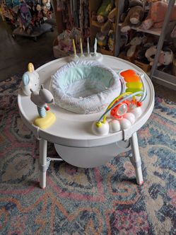 Skip Hop Activity Center Exersaucer table