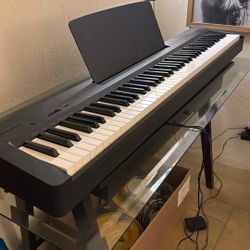 Yamaha Keyboard 