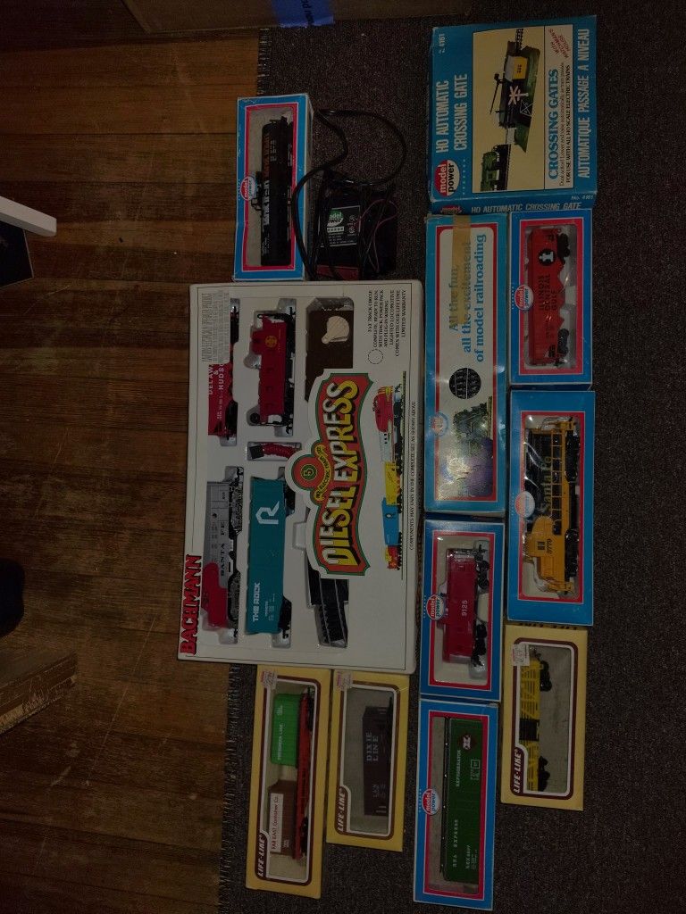 Vintage Train Set Ho Collection