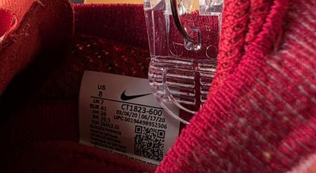 Nike AIR Vapormax 2020 Flyknit Team Red Sz 8