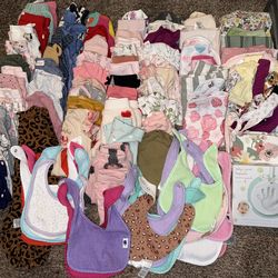 Baby girl items and clothes 0/3-3/6 months