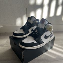 Men Jordan 1 “Heat Reactive” Size 11