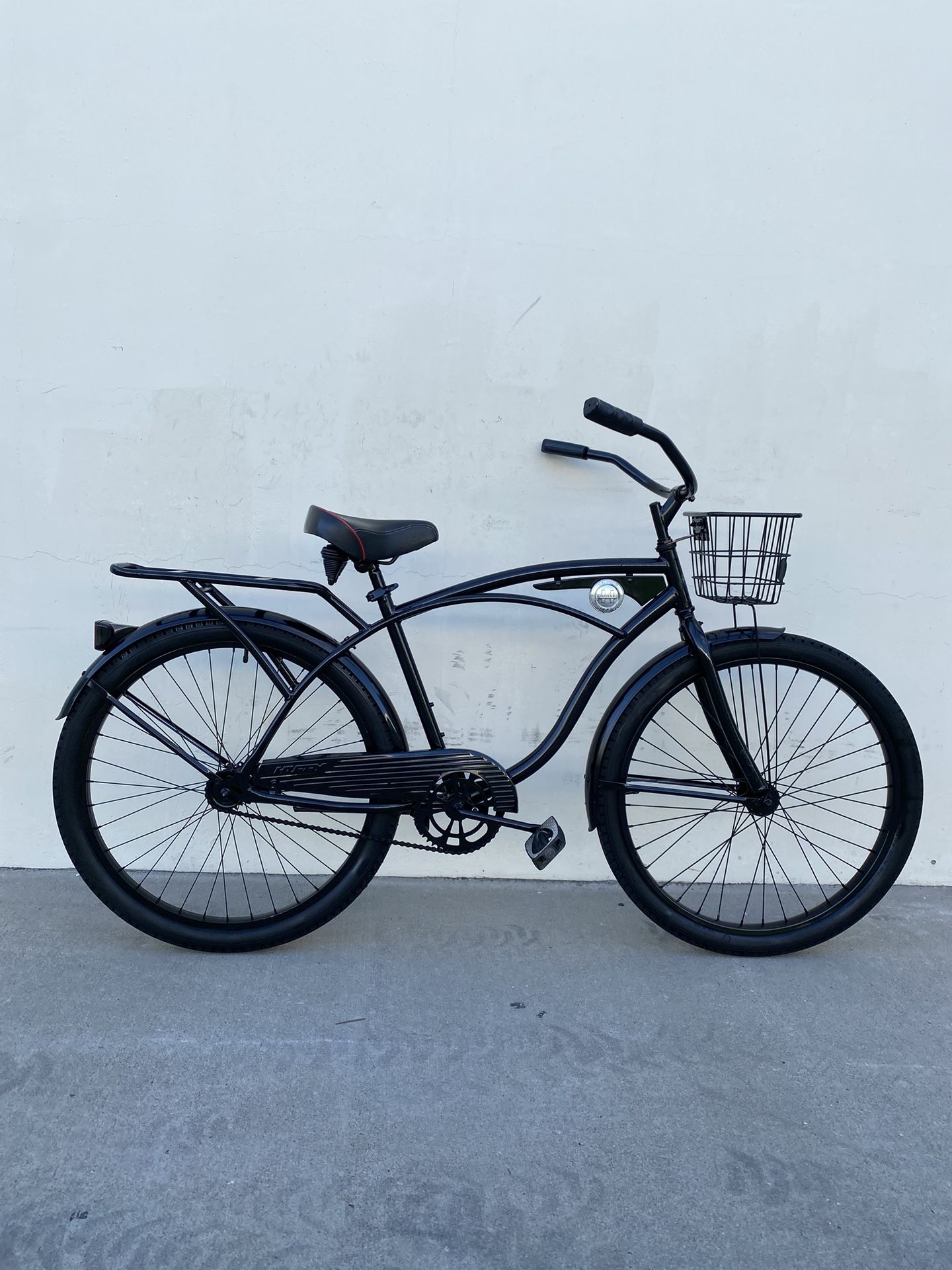 HUFFY BEACH CRUISER BIKE/ SIZE TIRES 26” /SIZE FRAME MEDIUM