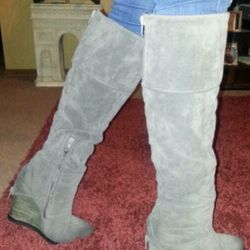 Distressed Women Wedge Boots 