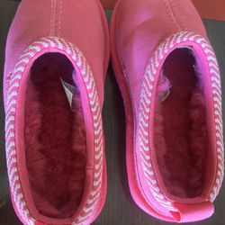 Koolaburra by UGG Girl's Burree Kids' Suede Slippers