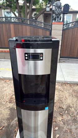 Water dispenser