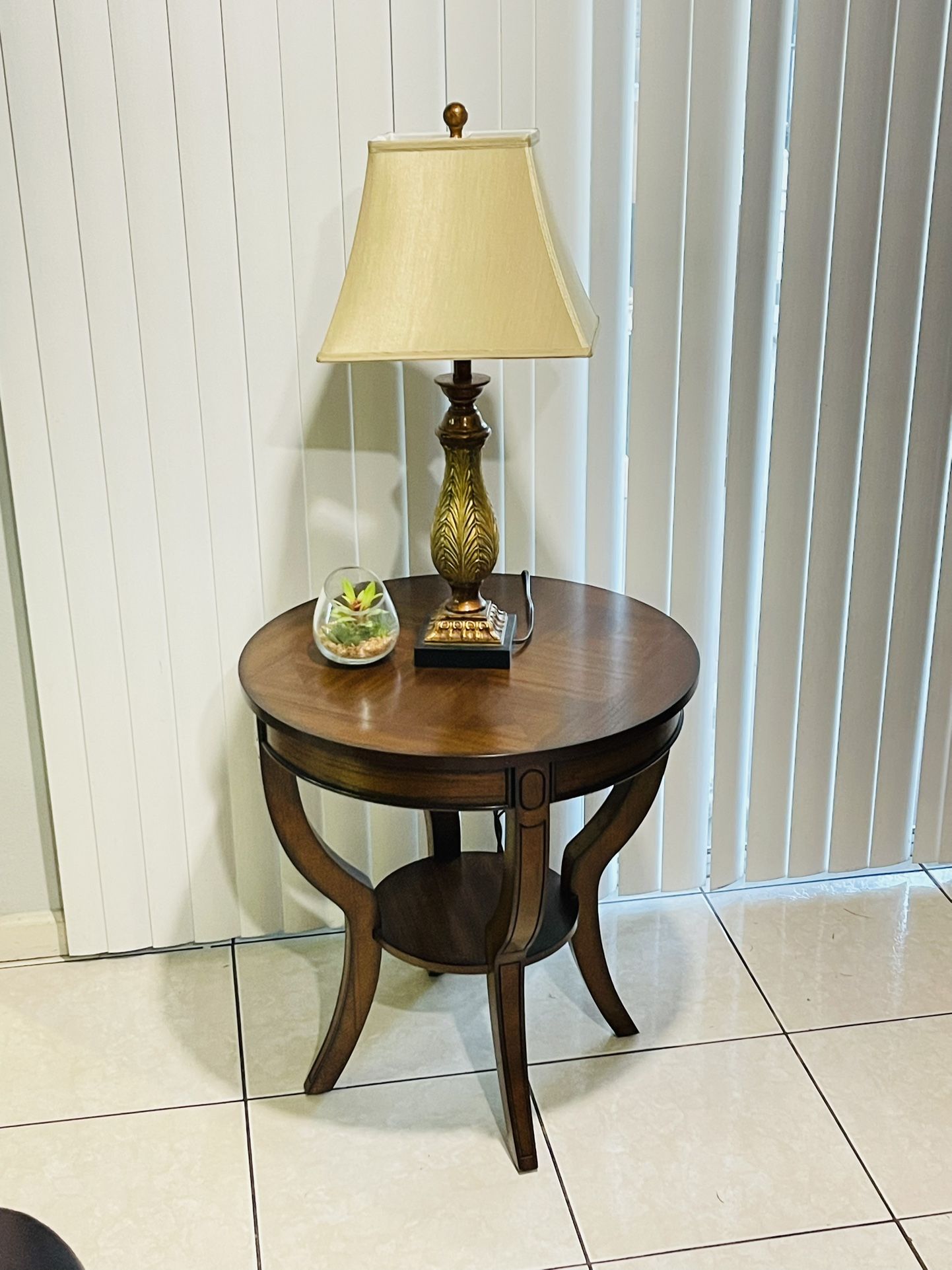 Pedestal Table . Side Table . ROUND END TABLE / Solid wood side table. Living Room Table