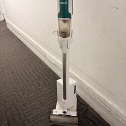 Shark Vacuum 