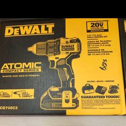 Dewalt New Kit Drill Driver , Batteries And Charger ATOMIC brushless