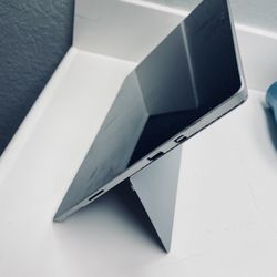 Microsoft Surface Pro 4