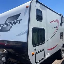 2017 Starcraft Launch RV