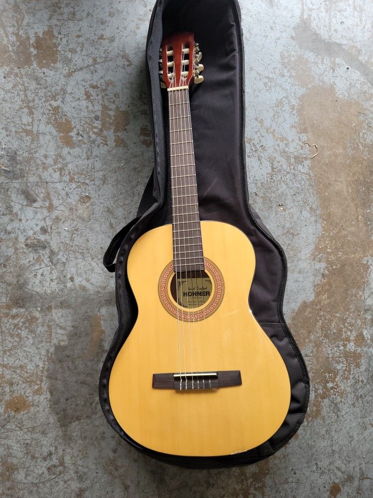 Youth 3/4 Size Classical Guitar