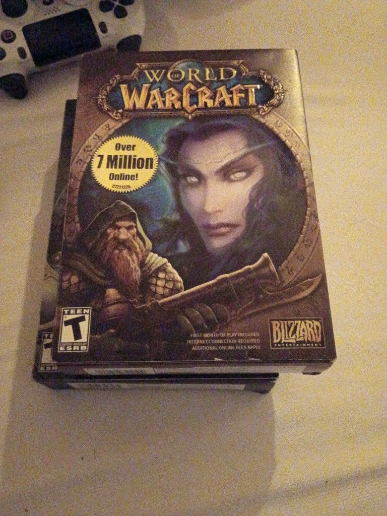 World OF WAR CRAFT LOT NEW 