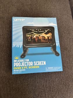 Inflatable projector screen