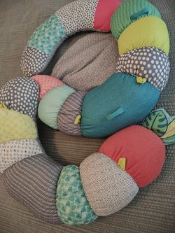 Infantino Prop-A-Pillar Tummy Time & Seated Support