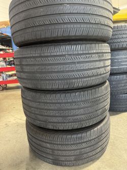 SET OF 4 GOODYEAR 235/40/19