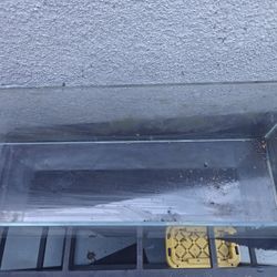 Fish Tank:UNS 90L (35.43x11.81x11.81)