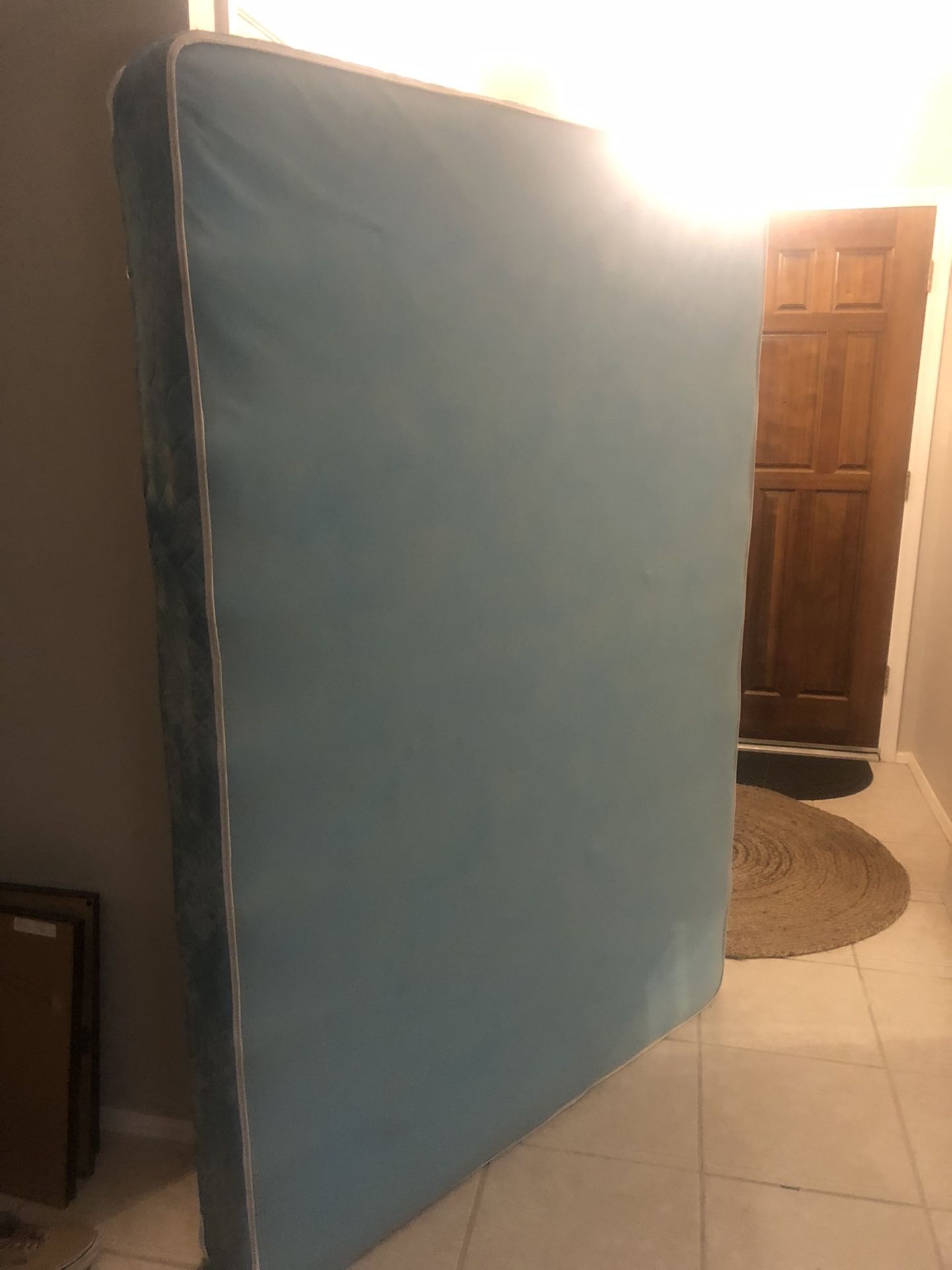 Queen Size Mattress Foundation