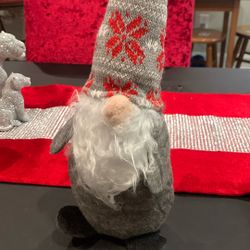 WEIGHTED GNOME “14”HOLIDAY FIGURE