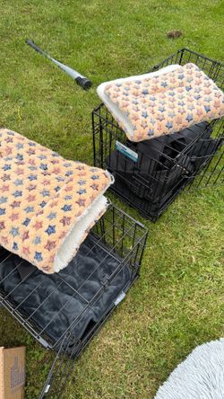Small Dog kennels with pads and covers