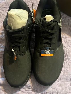 New tennis shoes for men