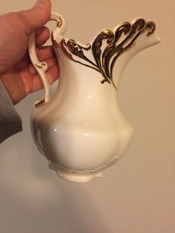 Glass vase pitcher