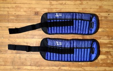Ankle weights. Adjustable!