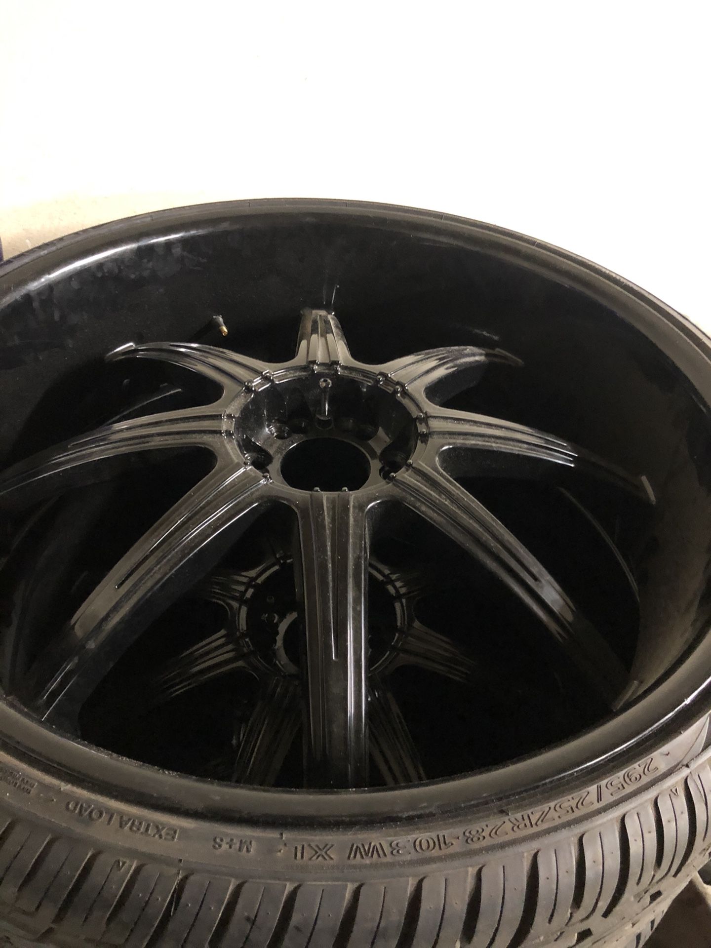 28 inch rims for Sale in Los Angeles, CA - OfferUp