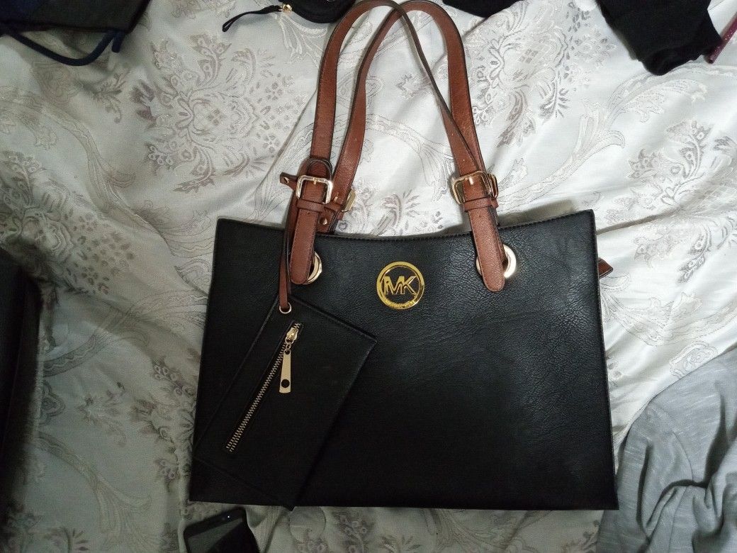 MK Michael Kors Black XL Like New