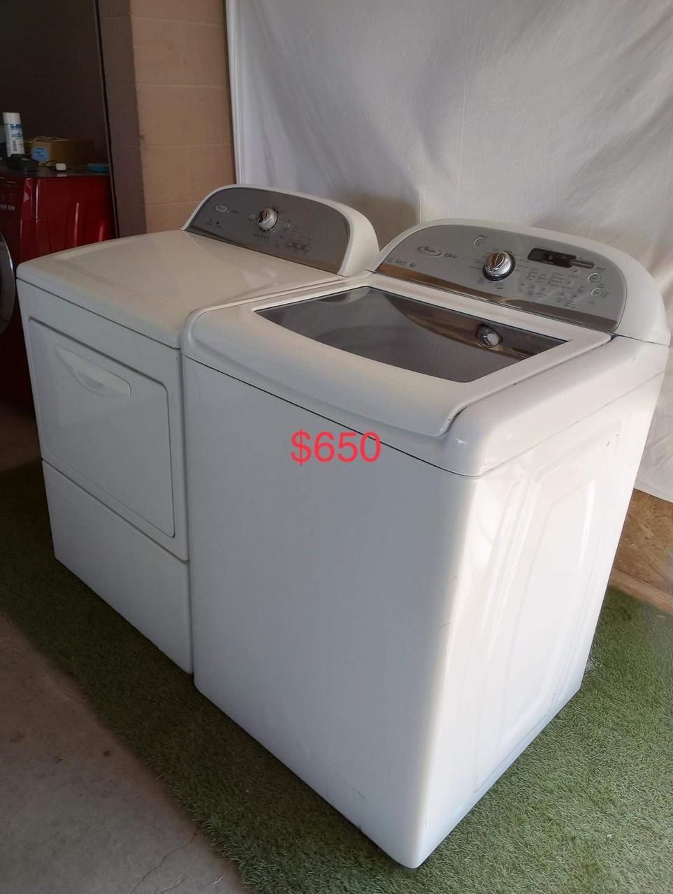 Beautiful Whirlpool Washer And Whirlpool Gas Dryer (1 Year Warranty)