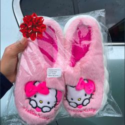 Hello Kitty Slippers Pink 