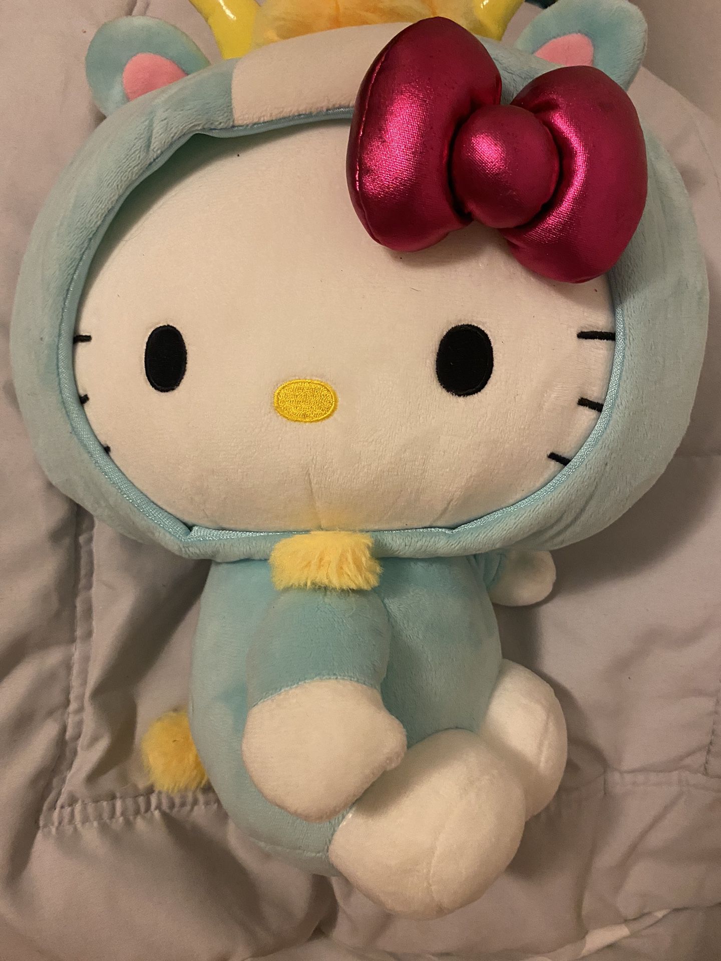 Hello Kitty Plushie New