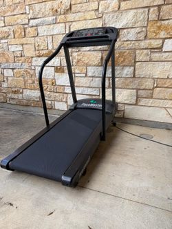 Treadmill with 15% incline