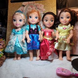 Disney Dolls Singing ELSA And More Smaller Toys