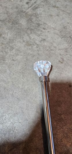Faceted curtain rod + assorted