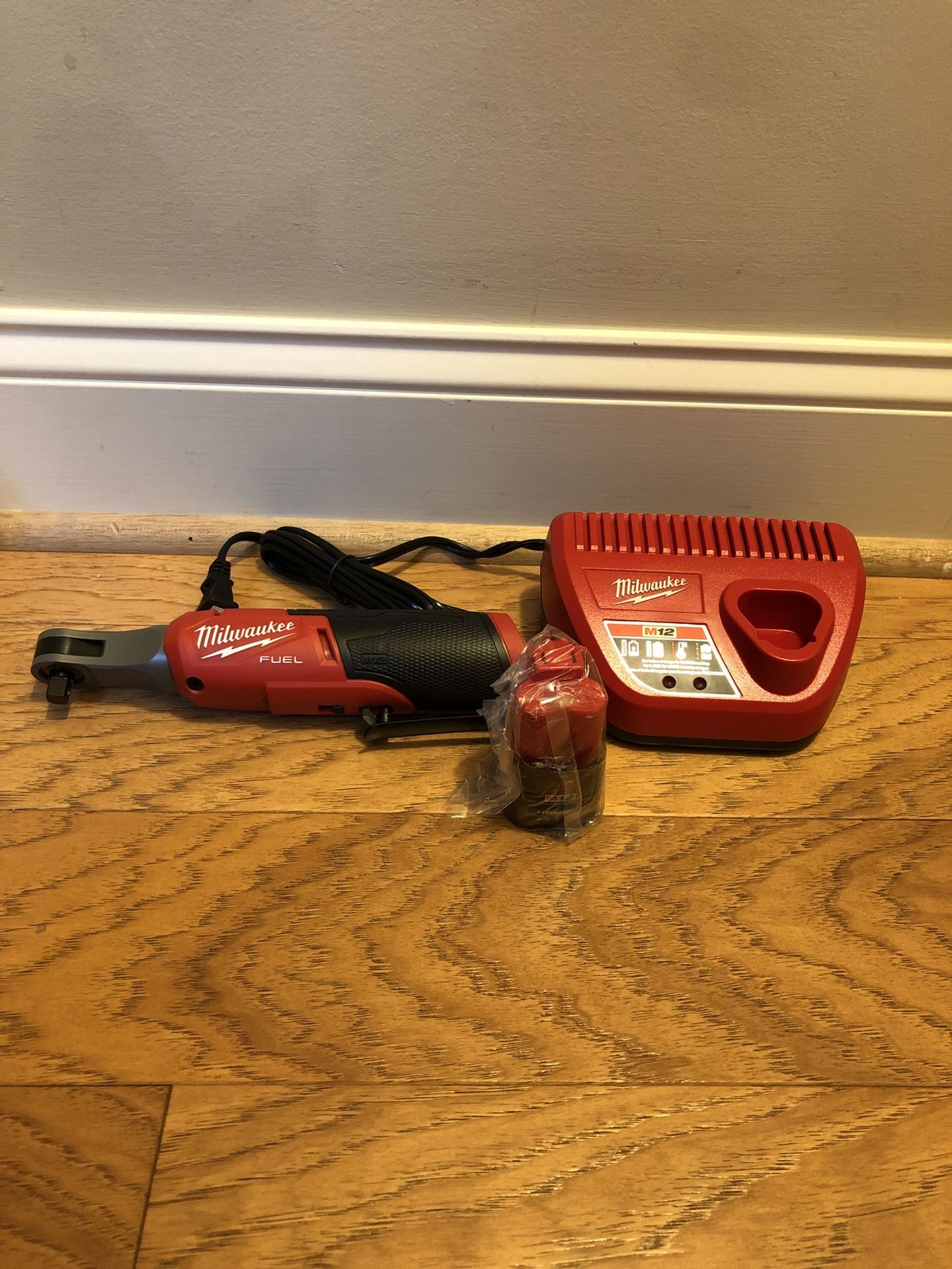 Milwaukee M12 Fuel Brushless High Speed 3/8 In Ratchet, 2.0 Battery & Charger *New*