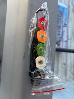 Pressure washer nozzle tips