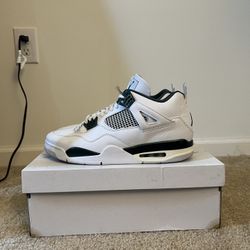 Men’s Jordan 4 Retro 