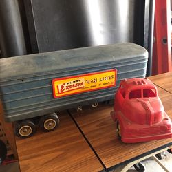 MAP Toy Truck